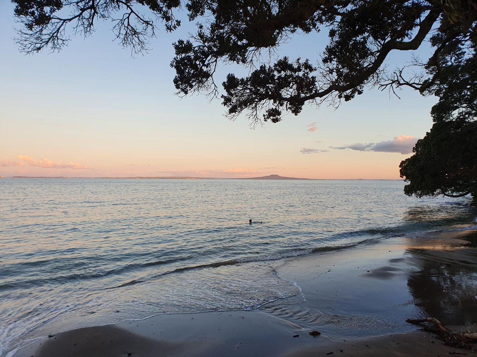 Whangaparaoa Lodge Luaran gambar