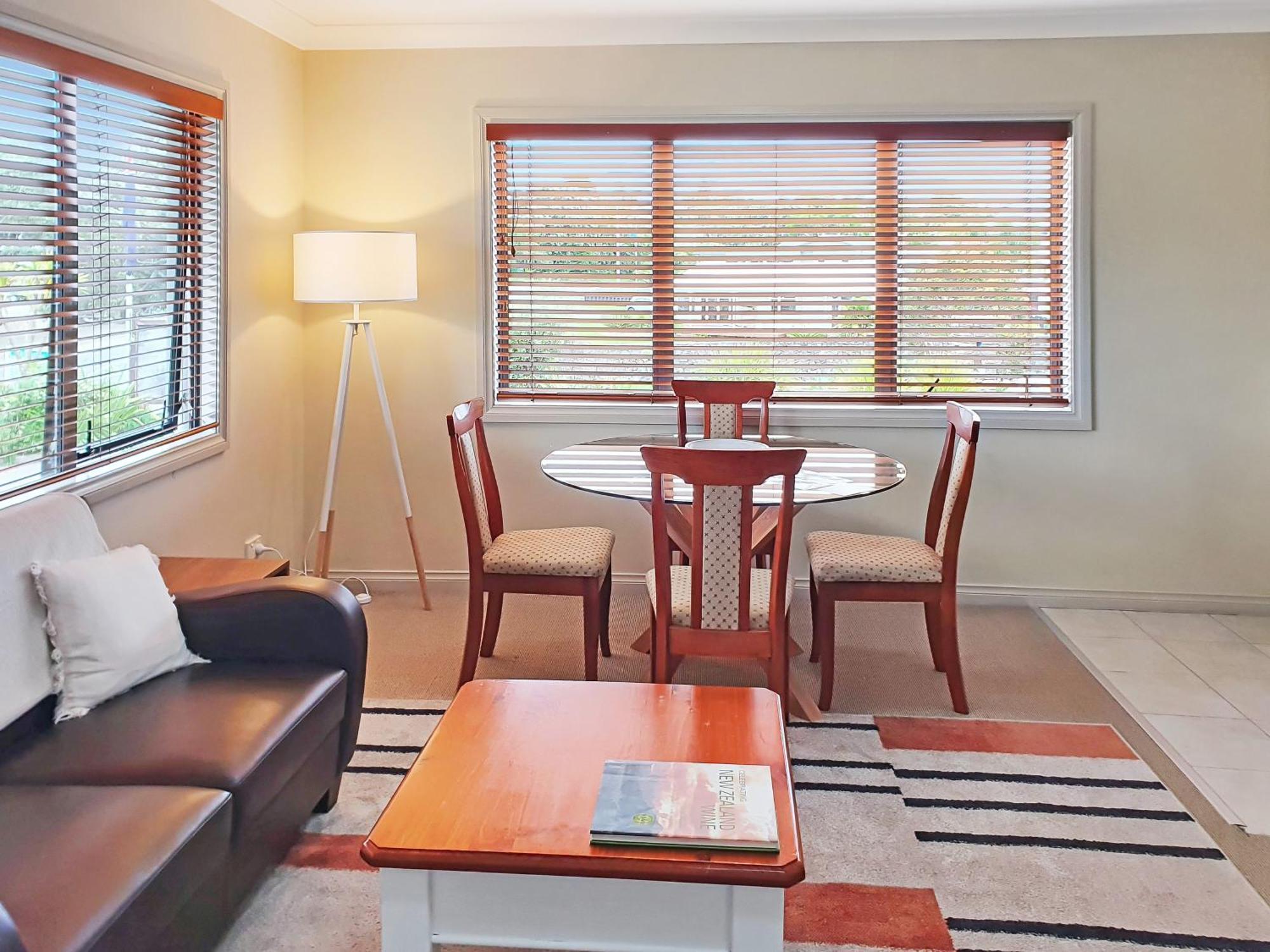 Whangaparaoa Lodge Luaran gambar